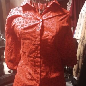 Tippy tops, red button up top size M